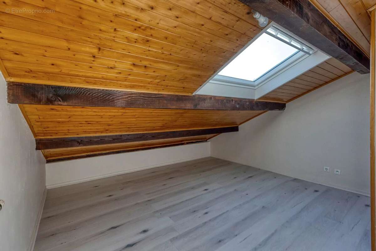 Maison à ECHIROLLES