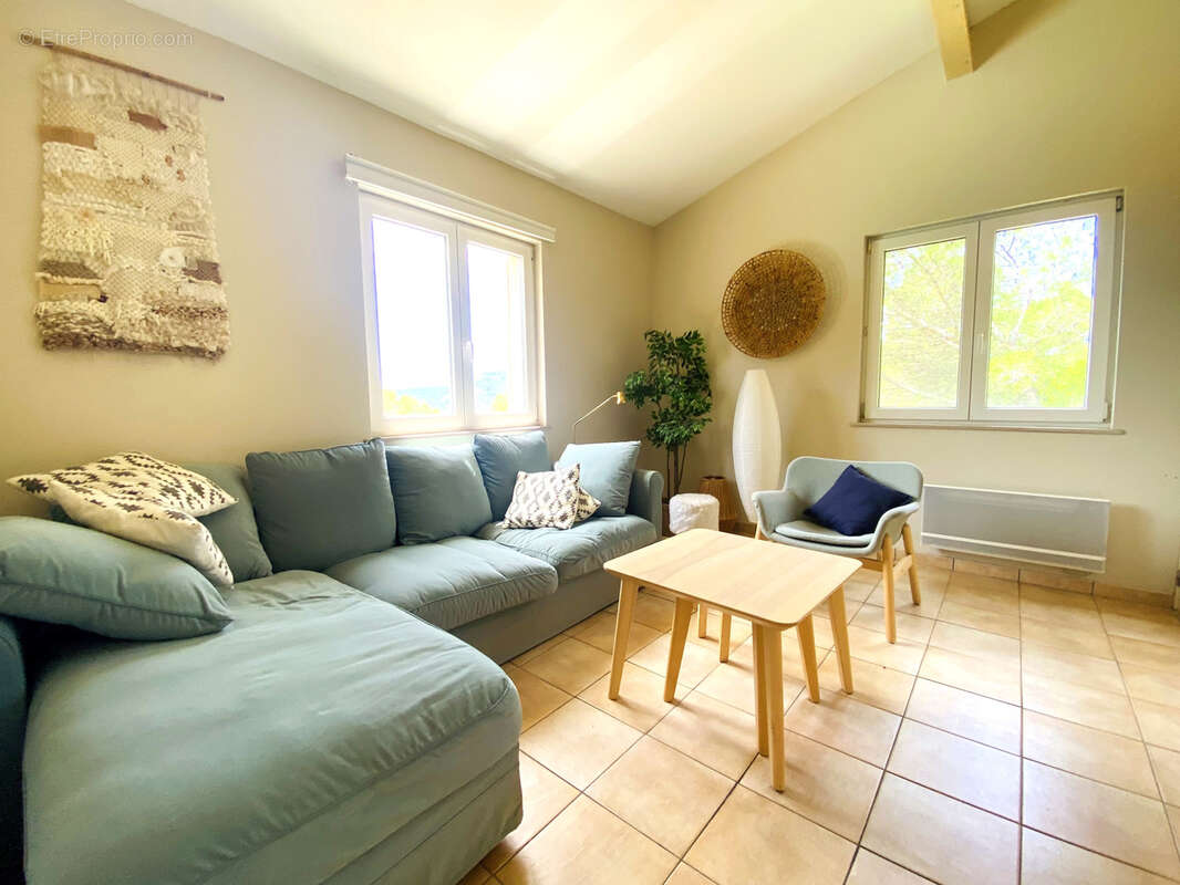 Maison à VAISON-LA-ROMAINE