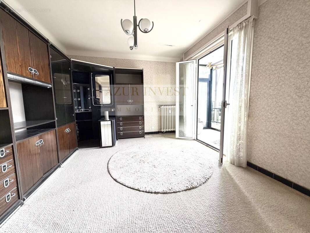 Appartement à ROQUEBRUNE-CAP-MARTIN