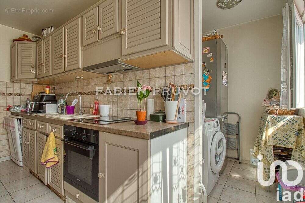 Photo 6 - Appartement à MONTIGNY-LES-CORMEILLES