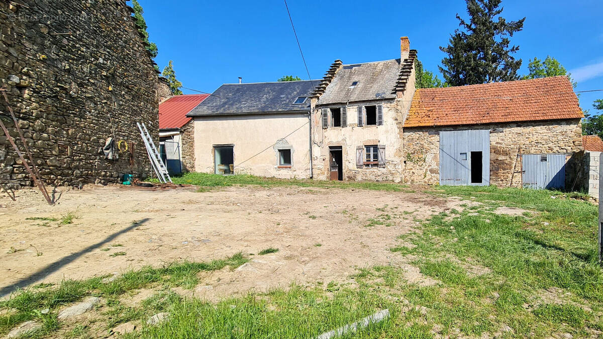 Maison à POUZOL