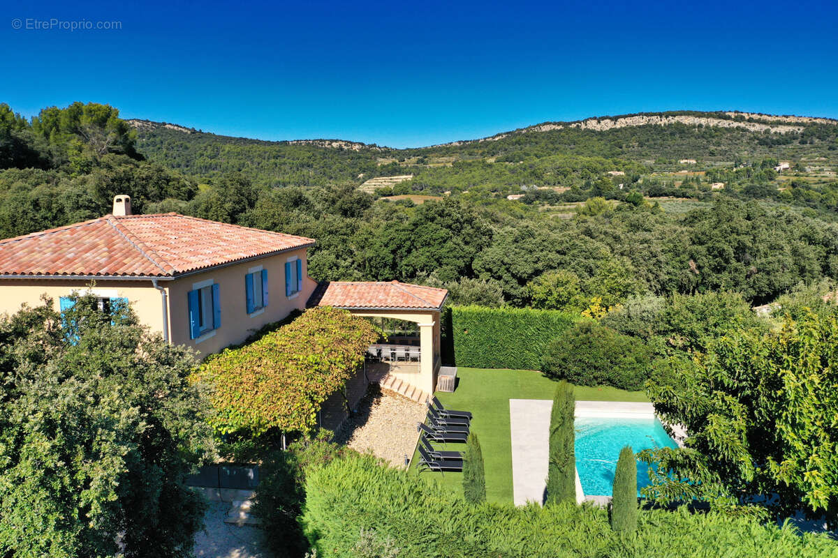 Maison à LE BARROUX