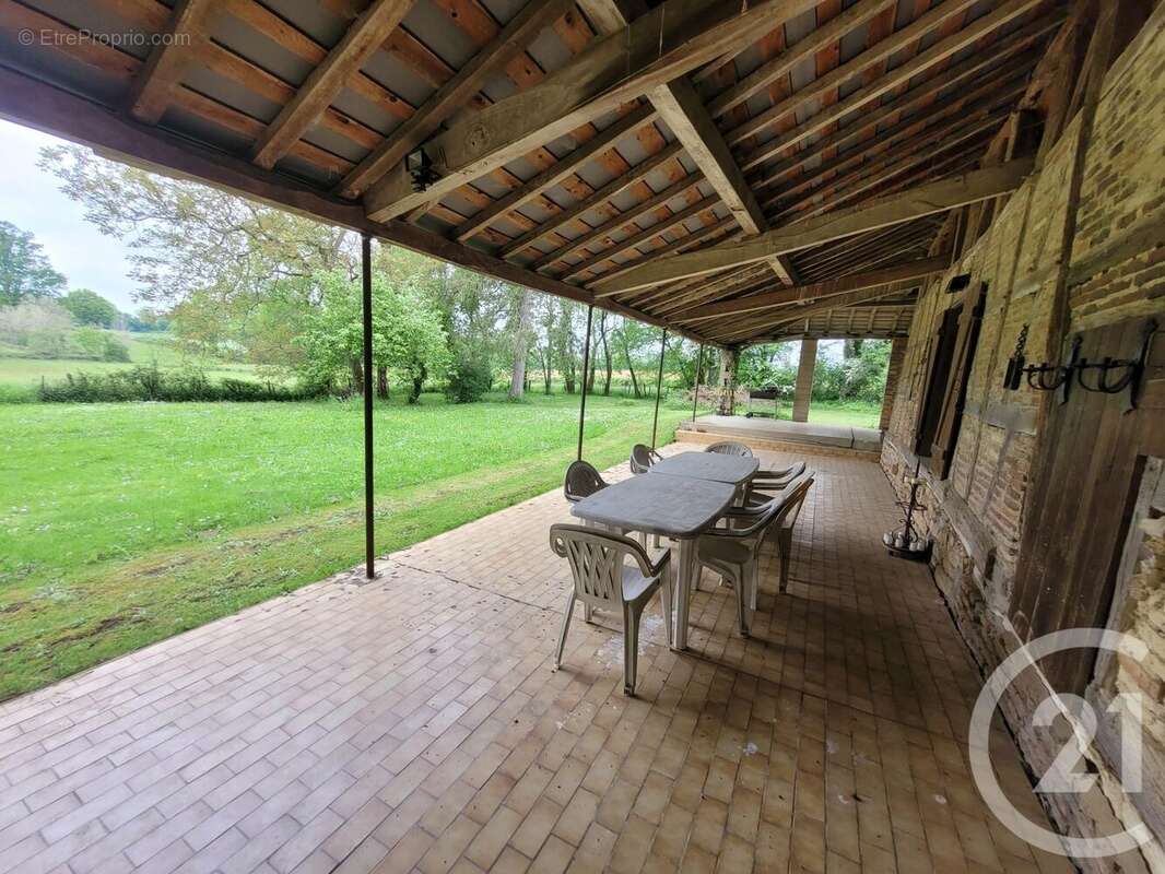 Maison à LA CHAPELLE-THECLE