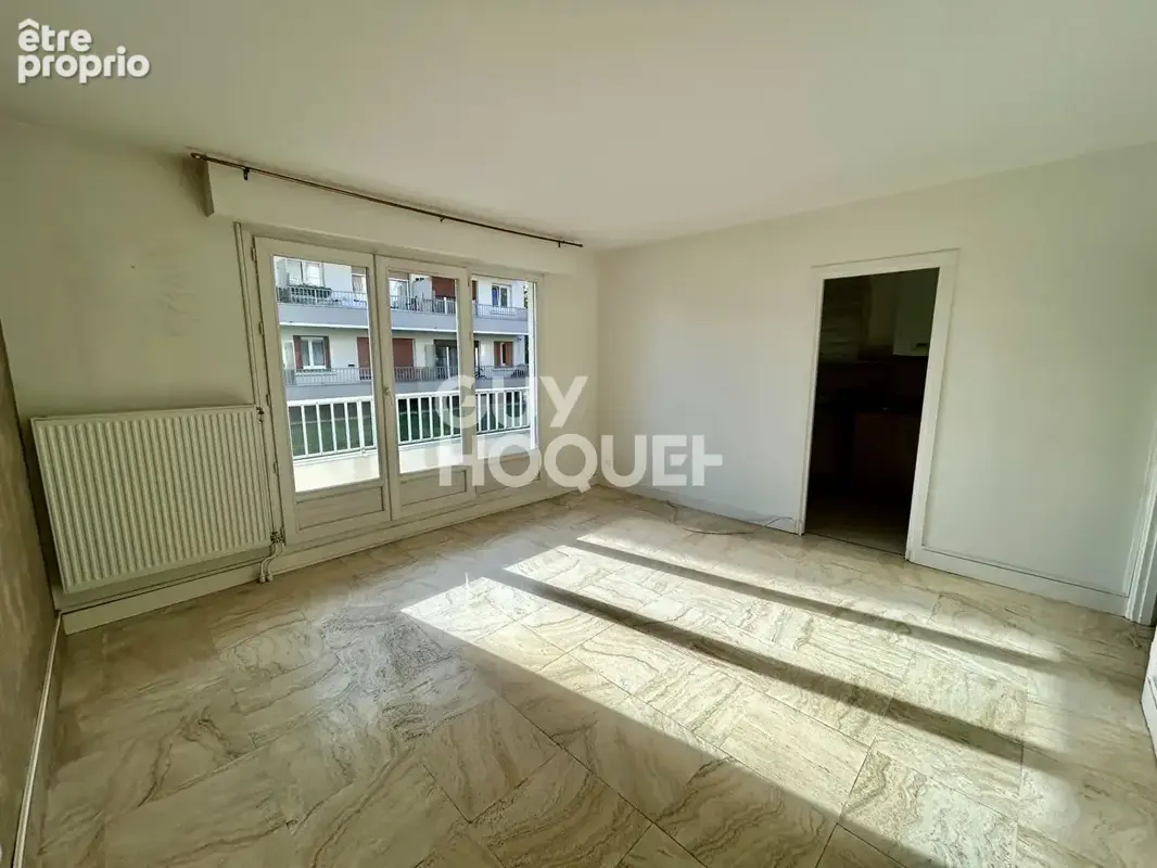 Photo Appartement à Neuilly-Sur-Marne au prix de 129 000€