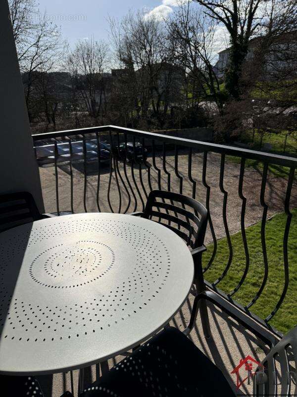 Appartement à BAINS-LES-BAINS