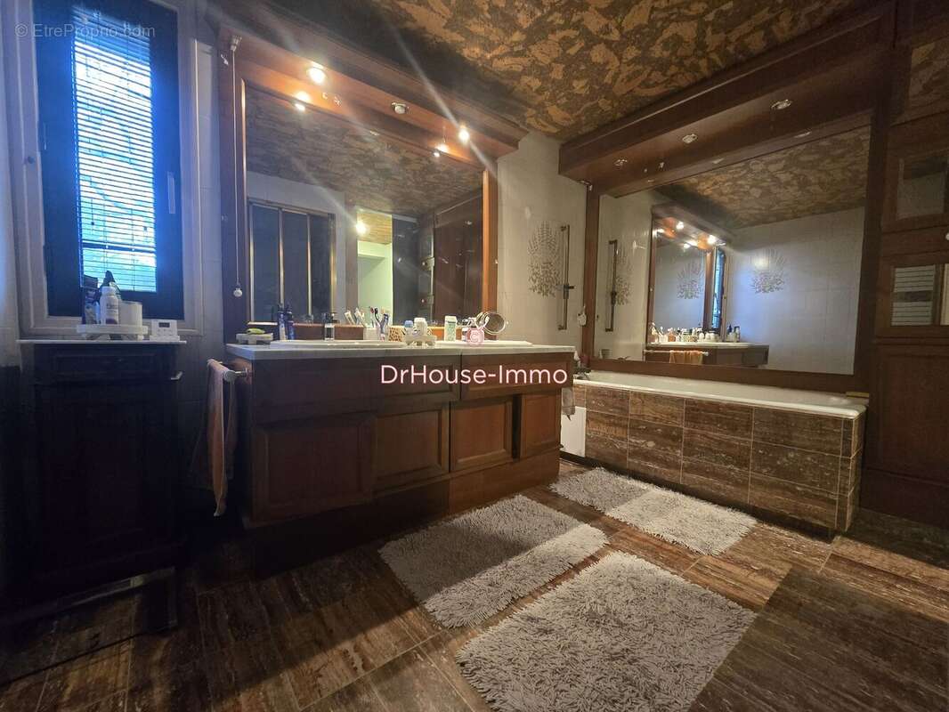 Maison à VILLENEUVE-D'ASCQ