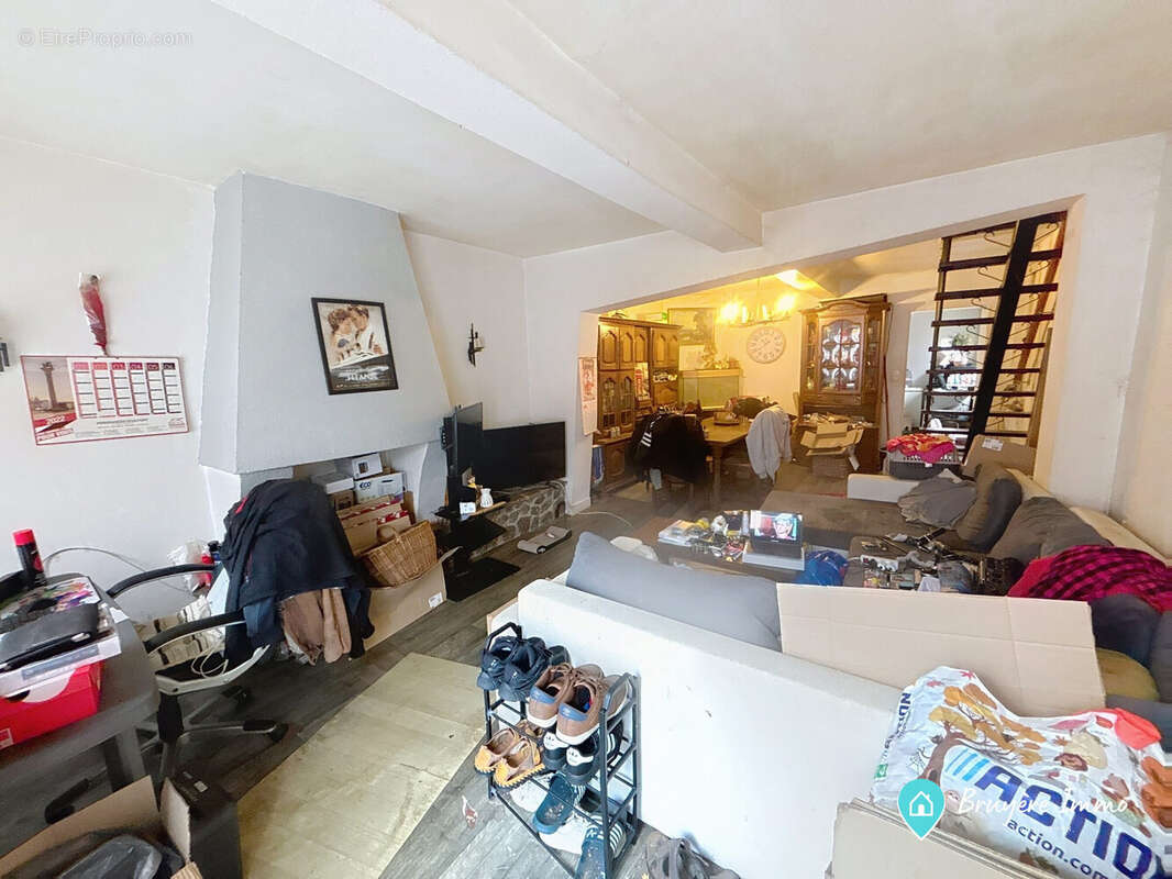 Maison à HIRSON