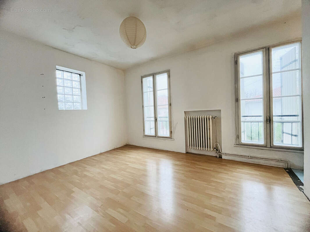 Maison à VILLENEUVE-SUR-LOT
