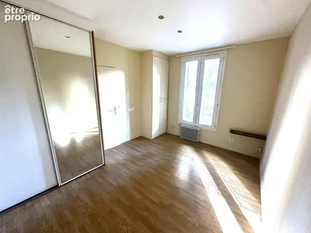 Studio 23 m² en très bon état — Métro Garibaldi 2 min - Charles Schmidt - photo 5