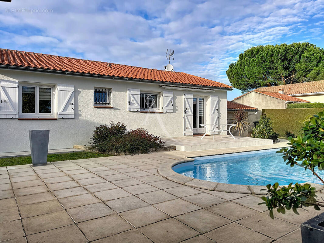 Maison à FENOUILLET