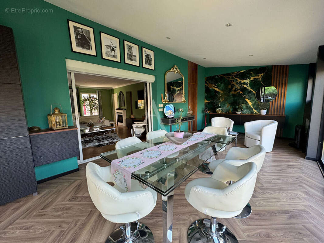 Maison à CONFLANS-SAINTE-HONORINE