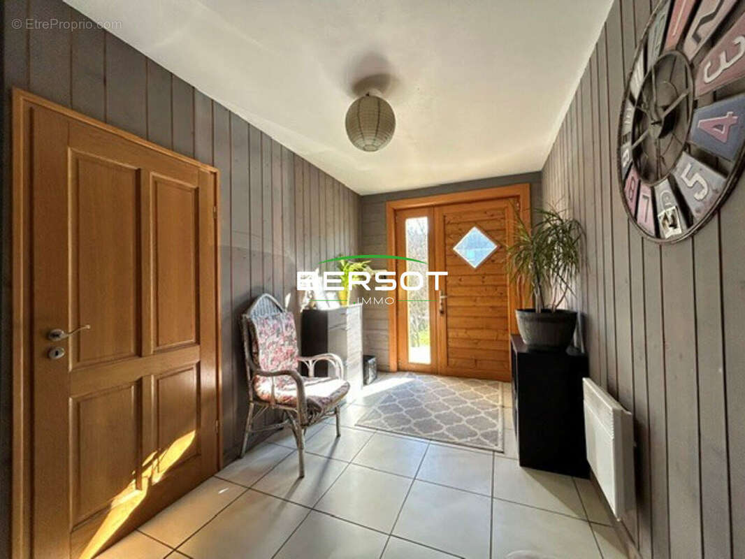 Appartement à MONTLEBON