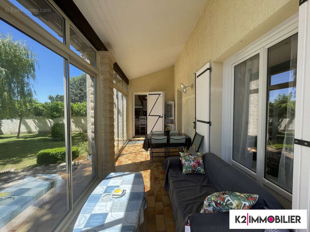 Maison à MONTELIMAR