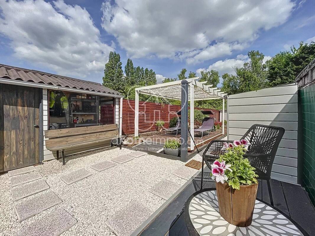 Maison à ROOST-WARENDIN