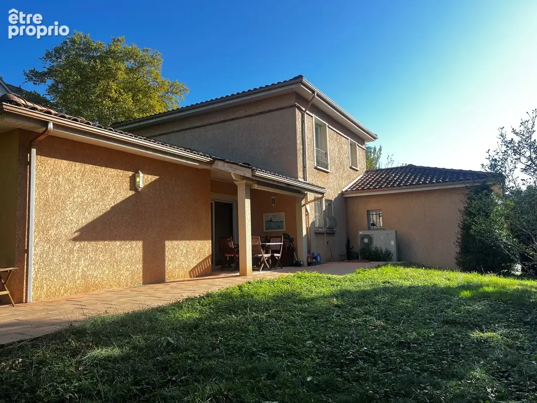 Maison à MASSIEUX