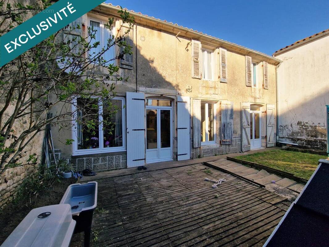 Photo 1 - Maison à NALLIERS