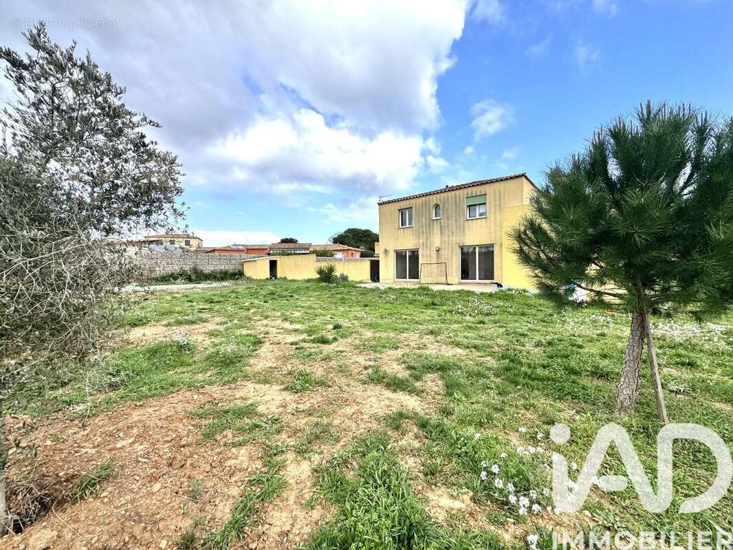 Photo 3 - Maison à SAINT-GILLES