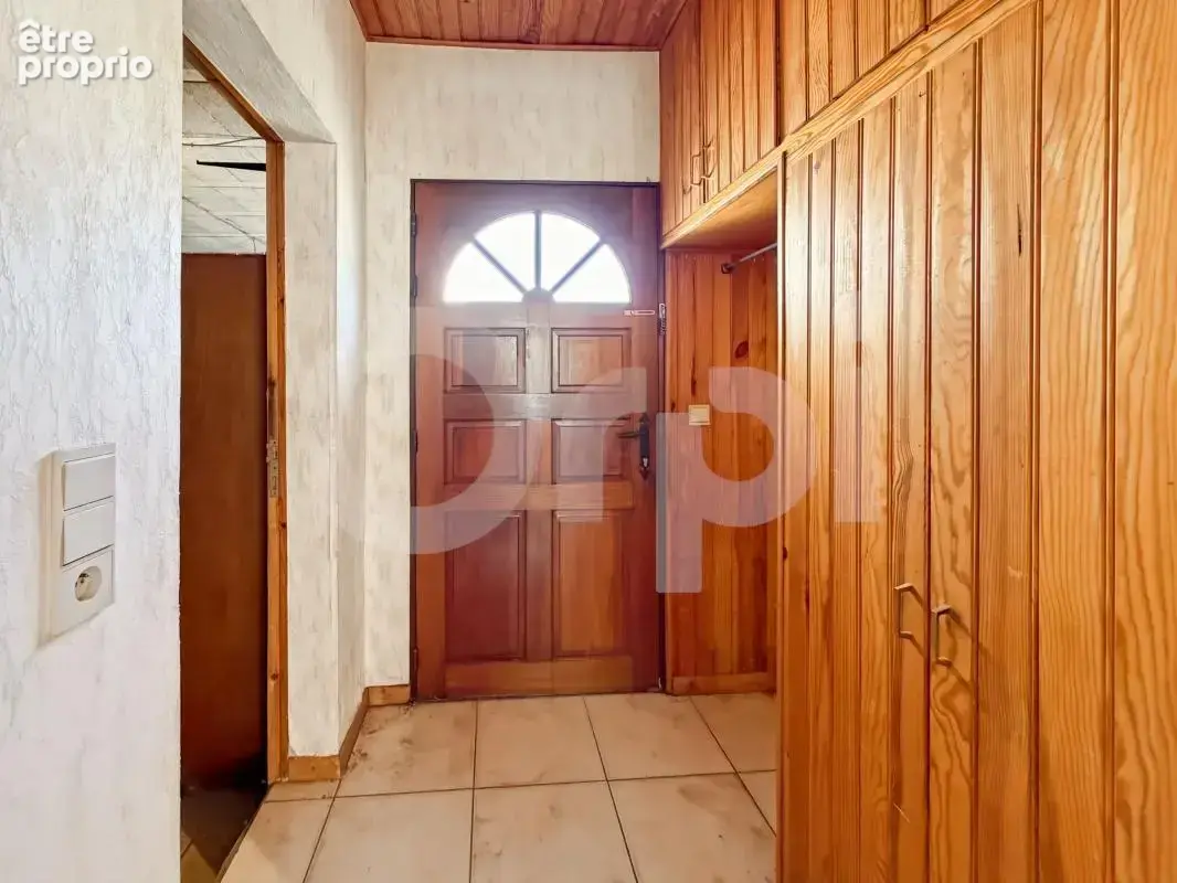 Maison À Vendre à La Crau - photo 11