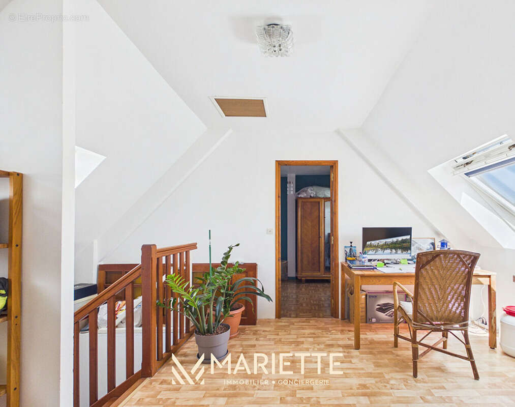 "AZILIS" Centre-bourg de Névez - Maison néo-bretonne avec vie de plain-pied - photo 12