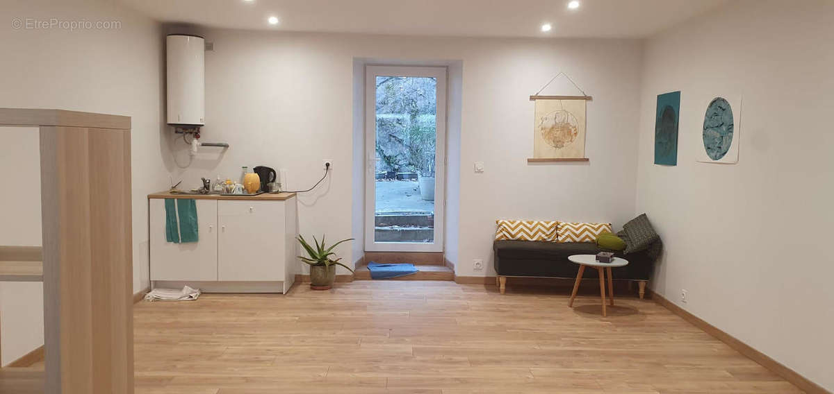 PHOTO-2023-05-30-17-37-52 - Commerce à QUIMPER