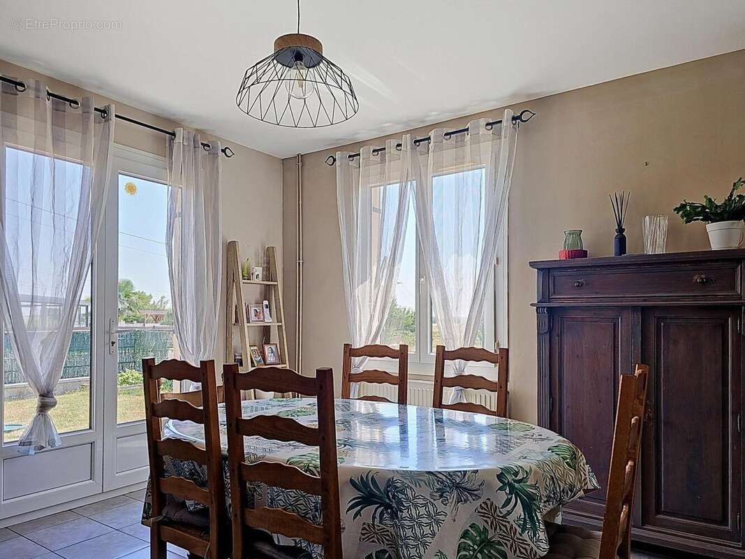 Maison 120 m² à Provins  - photo 7
