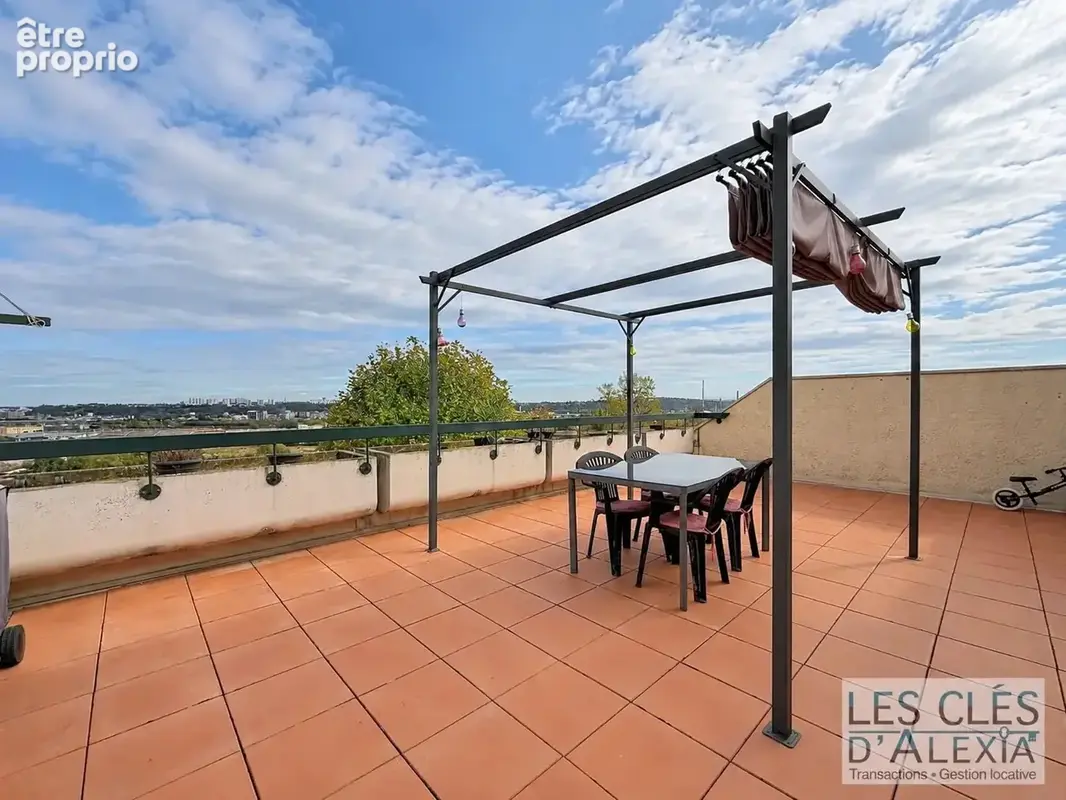 Appartement t4 de 88 m² avec terrasse de 45 m² – irigny - photo 14