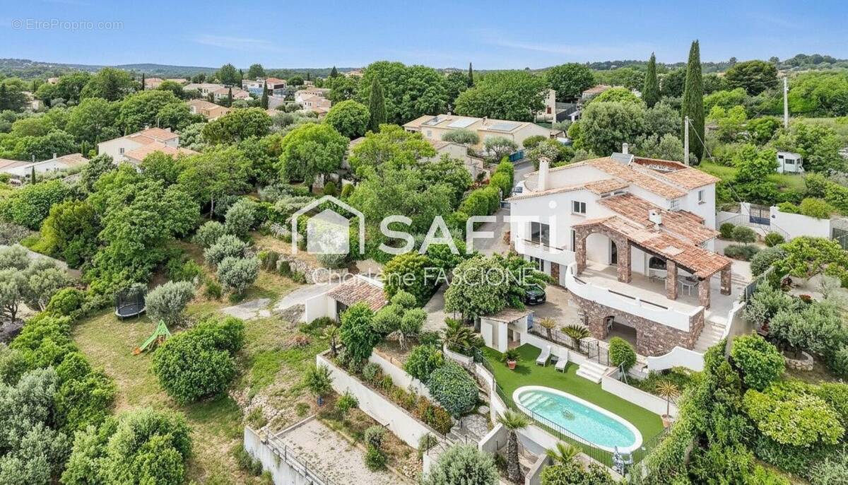 Photo 1 - Maison à DRAGUIGNAN