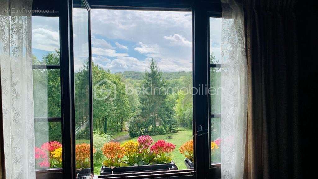 Maison à SAINT-MAURICE-MONTCOURONNE