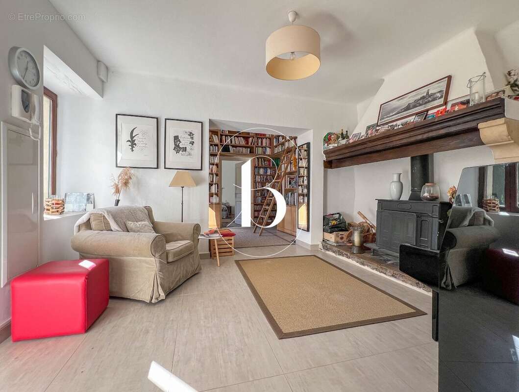 Maison à GOUDARGUES