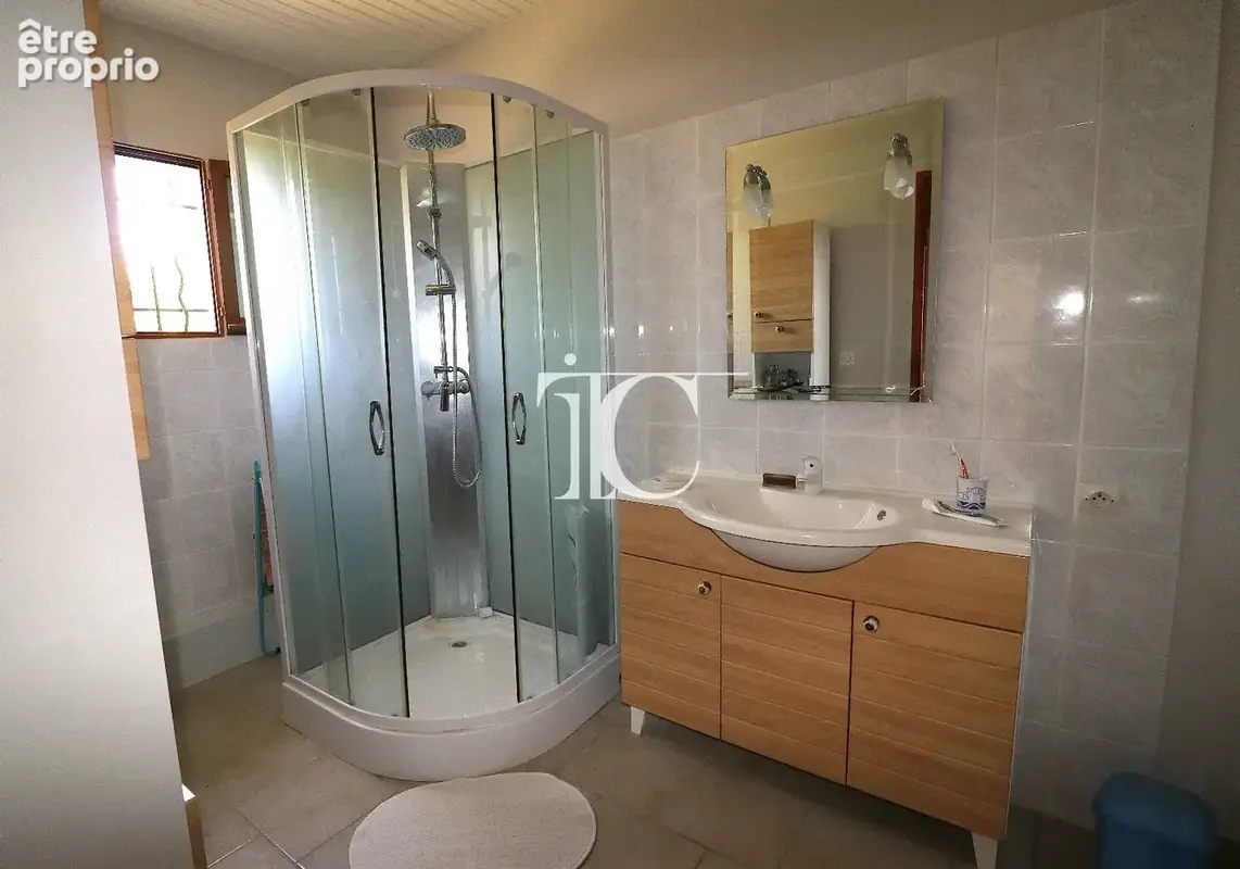 Maison 122 m² hab sur terrain clos 2210 m² avec puits et forage - photo 9