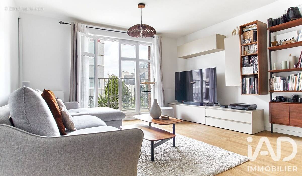Photo 1 - Appartement à LA GARENNE-COLOMBES