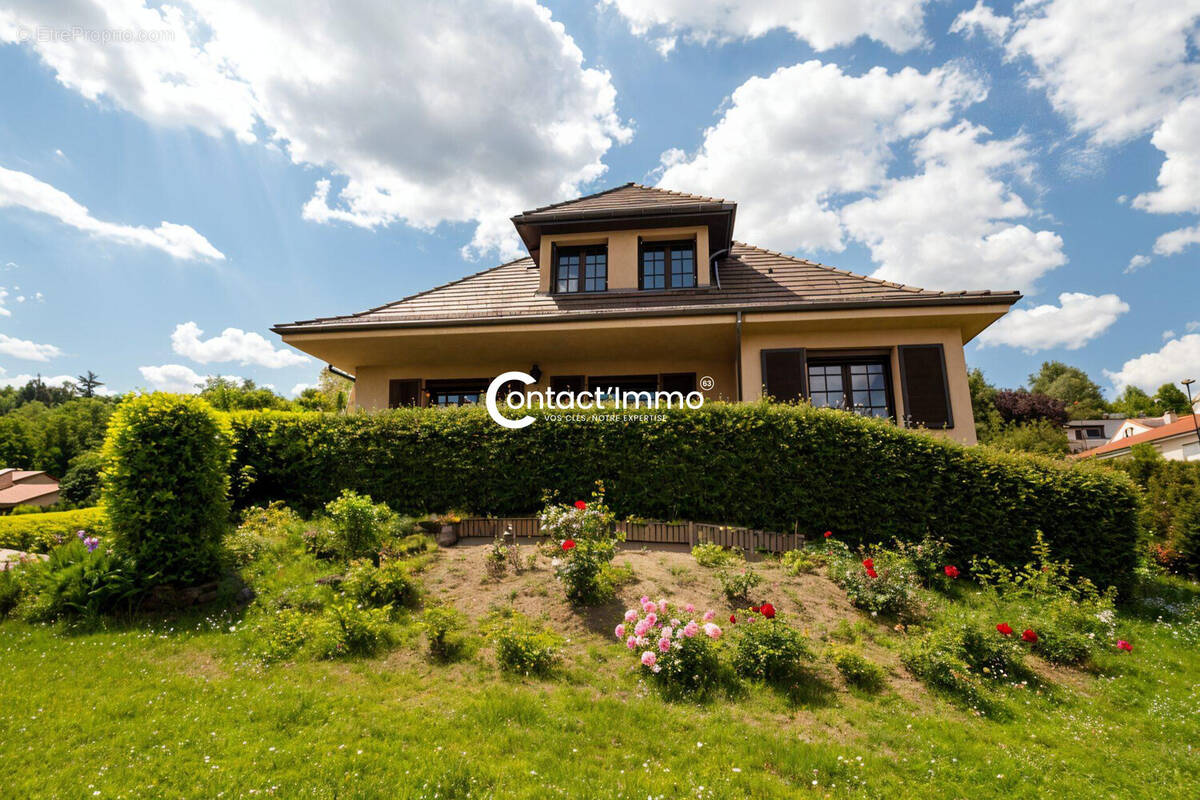 Maison à CHATEAUGAY