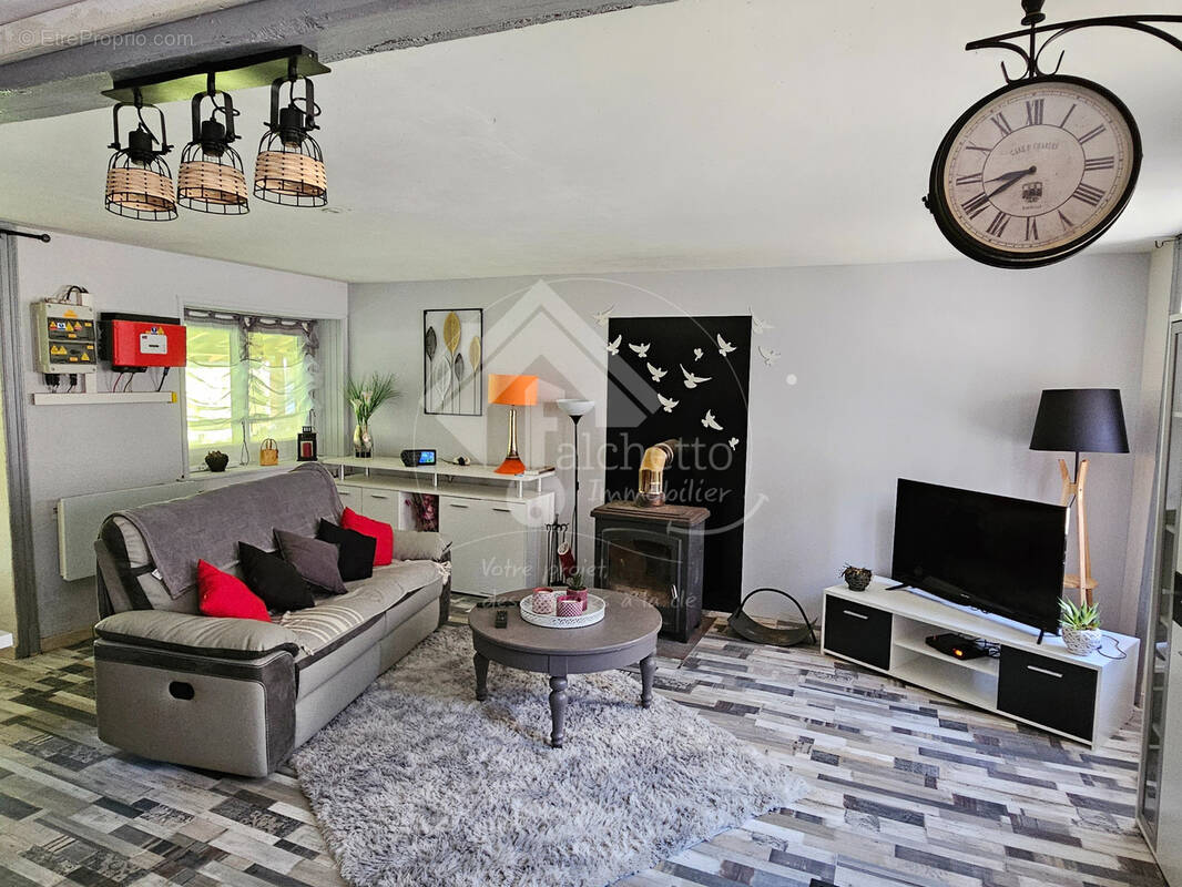 Maison à SAINT-CLEMENT