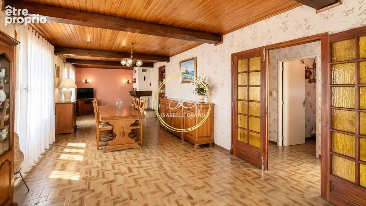 Maison 7 pièces 210 m² à vendre à Ria-Sirach (66500) - photo 5