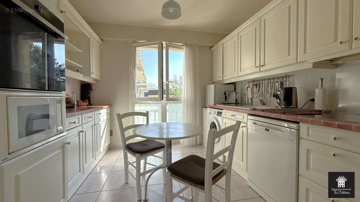 Appartement à VERSAILLES