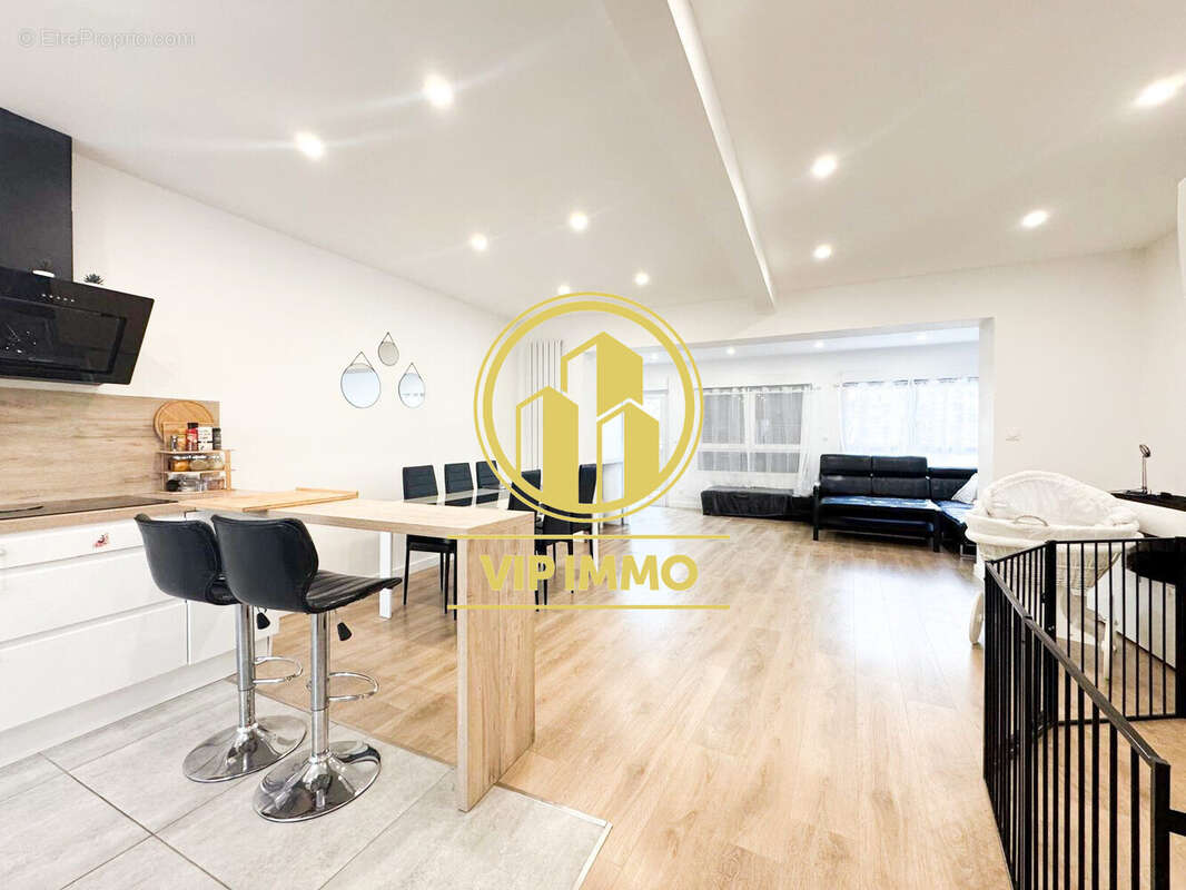 Maison à MARCQ-EN-BAROEUL