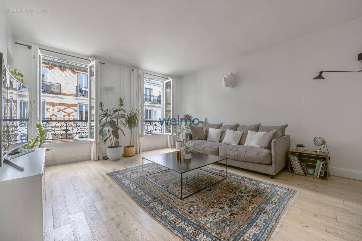 Appartement à LEVALLOIS-PERRET