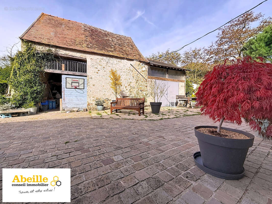 Maison à VAUGRIGNEUSE