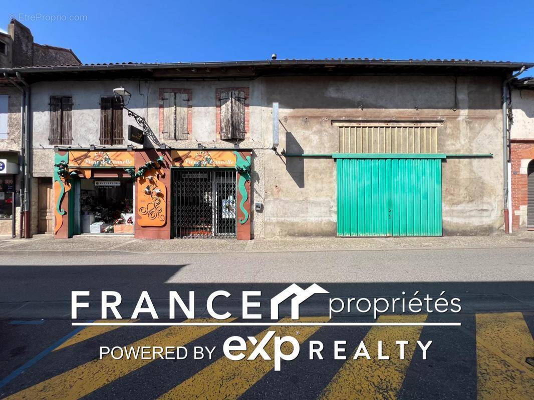 Appartement à CARBONNE