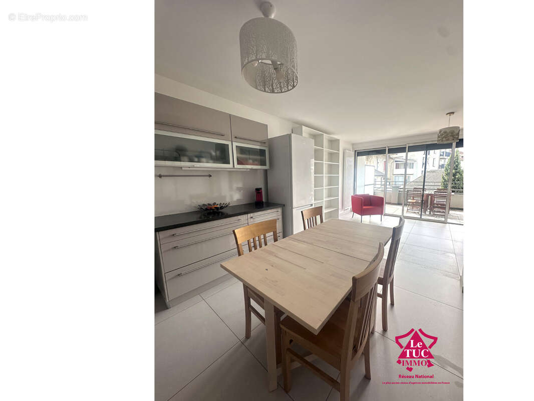 Appartement à AIX-LES-BAINS