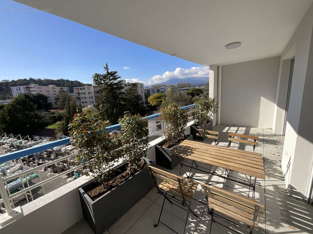 Appartement à CAGNES-SUR-MER