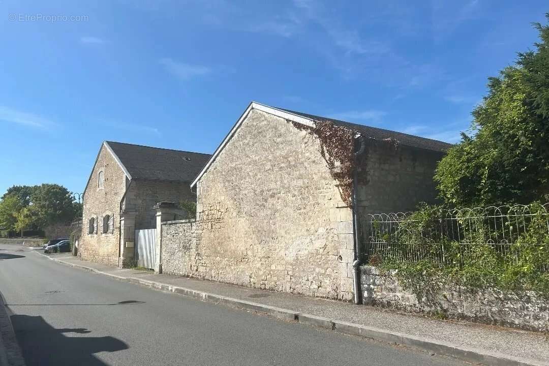 Appartement à PORT-D'ENVAUX