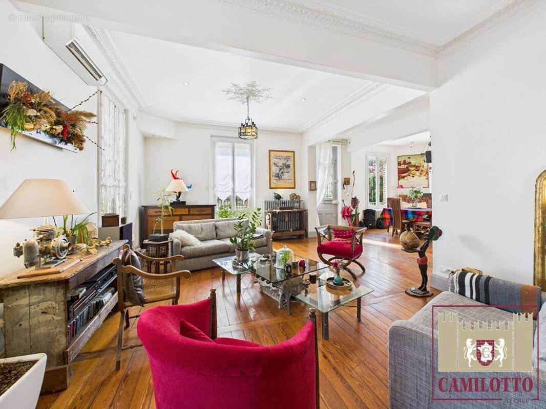 Maison à NOGENT-LE-ROI