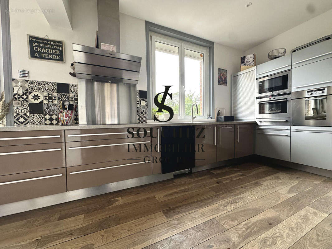 Maison 196 m² à Beaumetz-Les-Loges  - photo 9
