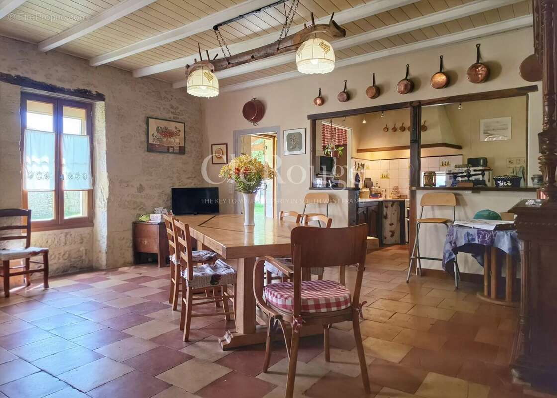 Appartement à PELLEGRUE