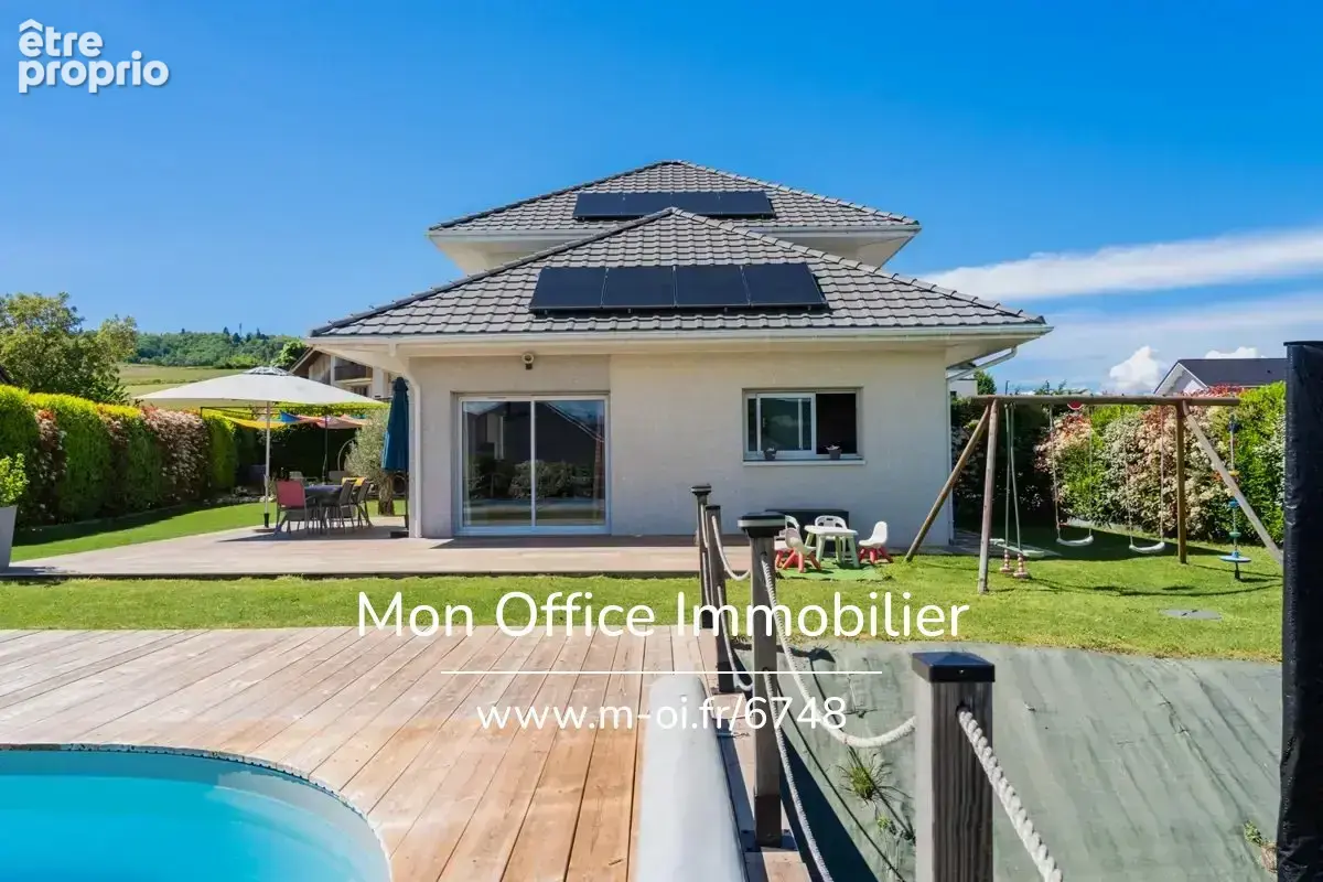 Référence : 7196-TCA - Maison 6 pièces de 2016 - terrain entièrement clos - DPE A - Piscine - à La Balme-de-Sillingy (74330) - photo 12