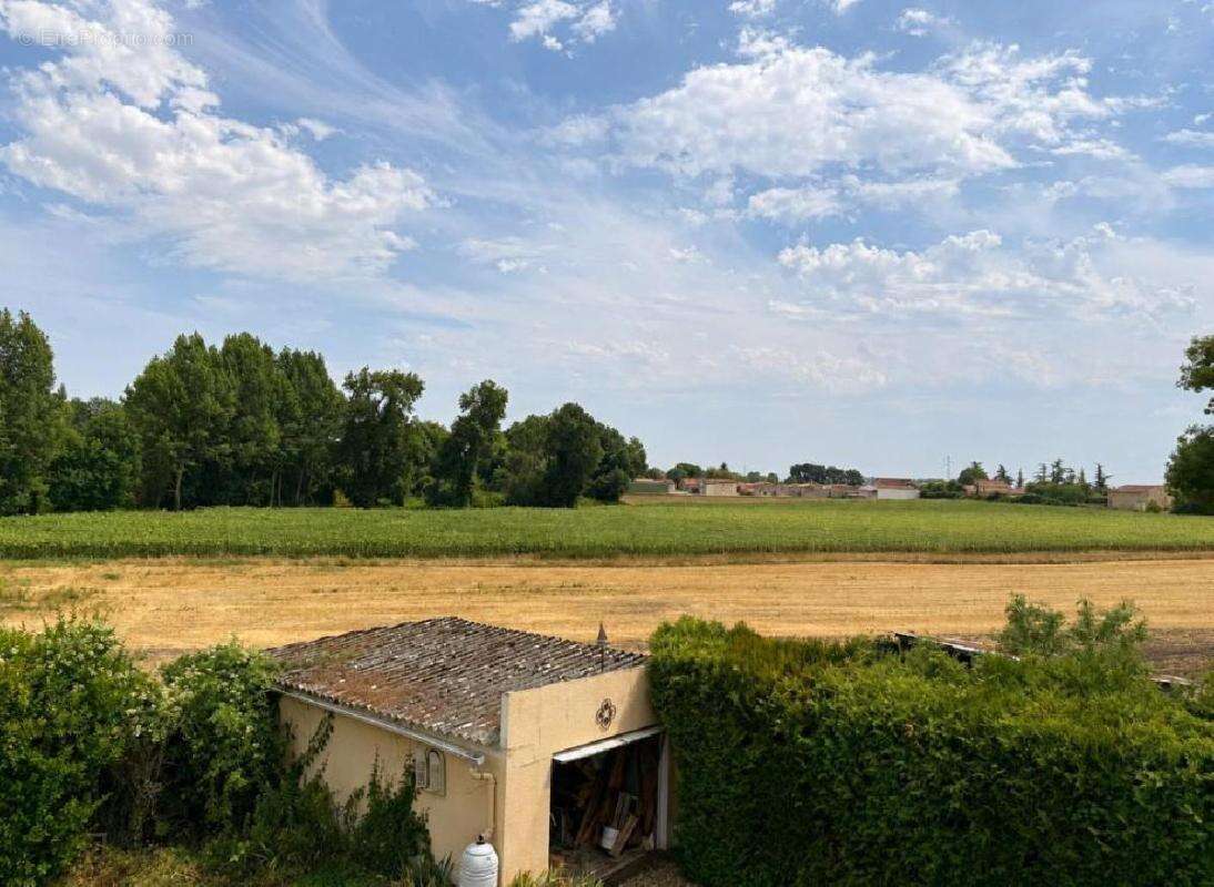 Maison 126 m² à Aigre  - photo 3