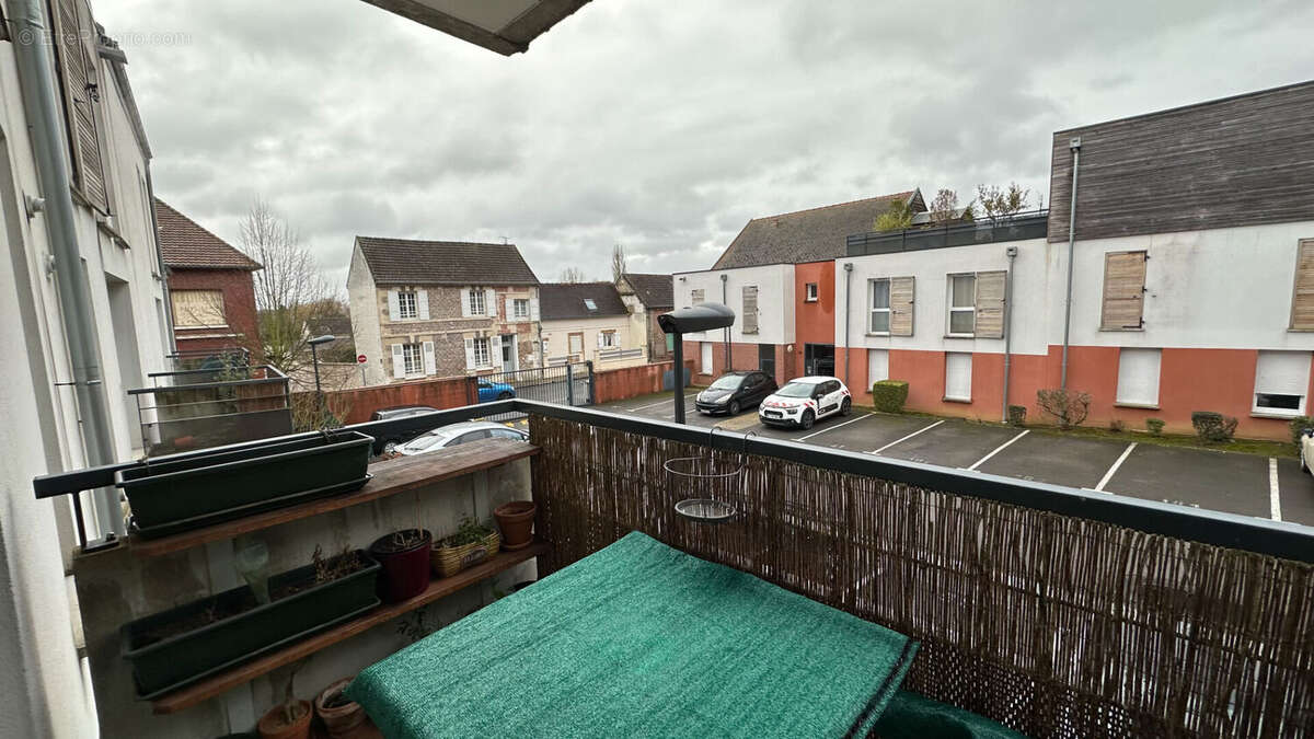 Appartement à JAUX