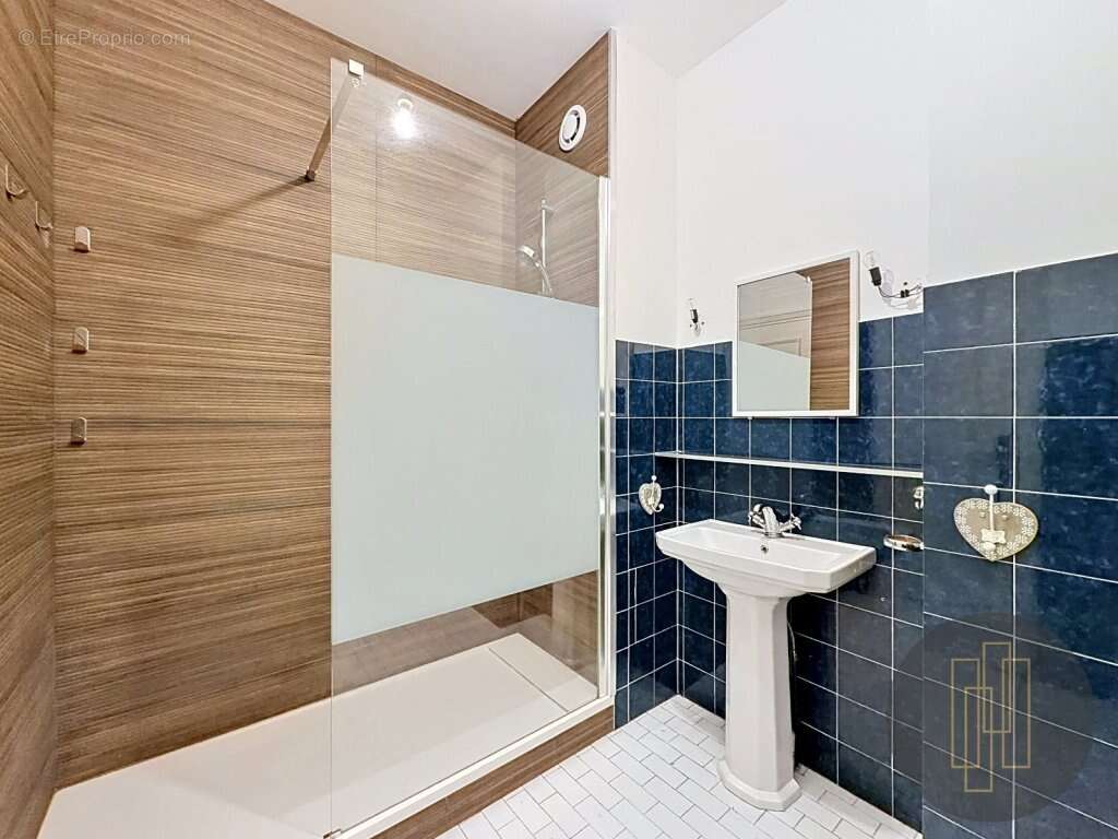 Appartement à LYON-6E