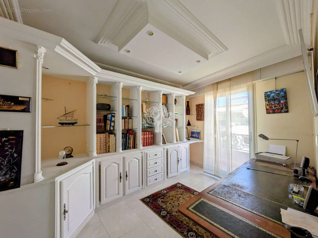 Appartement à SANARY-SUR-MER